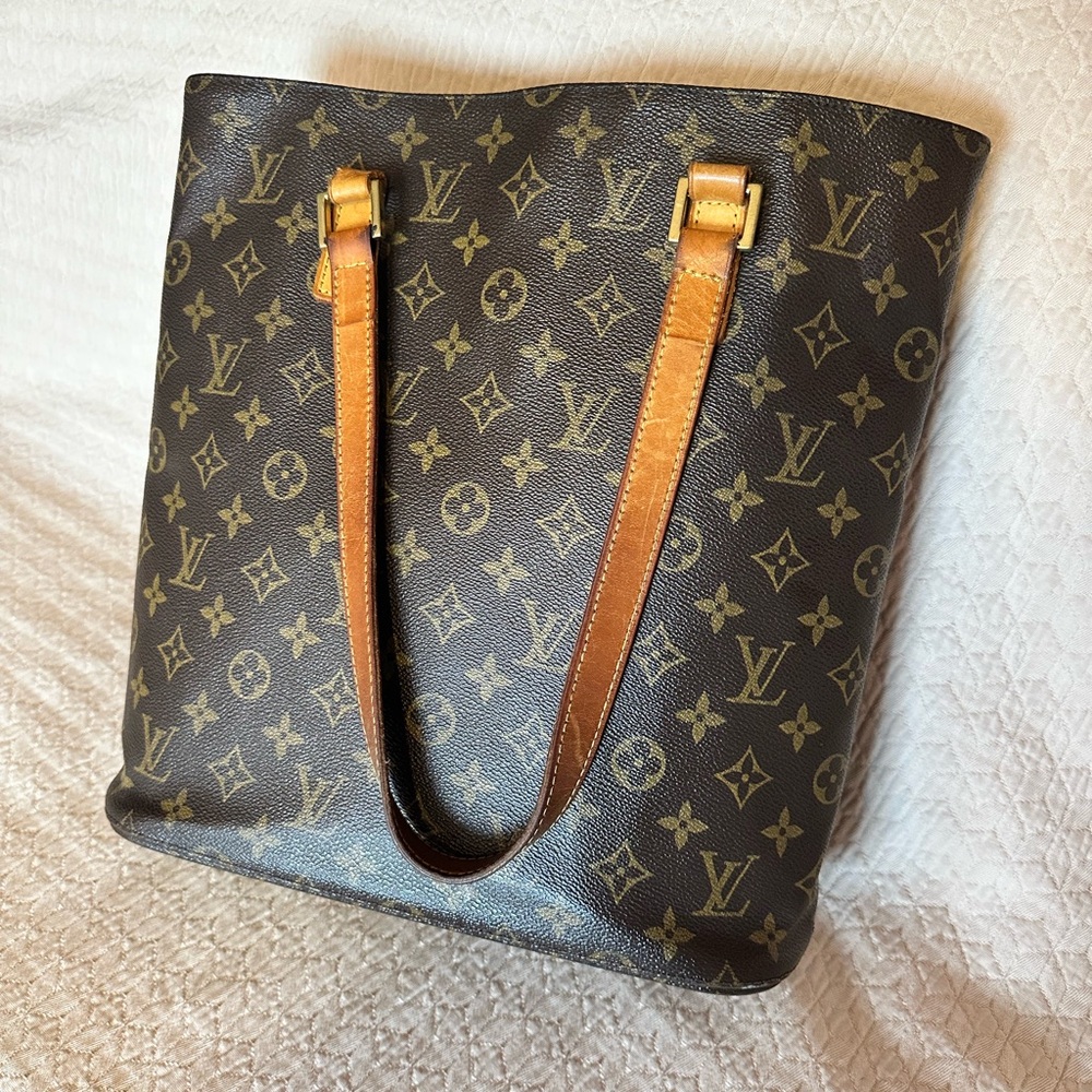 LOUIS VUITTON tote ✨👜✨